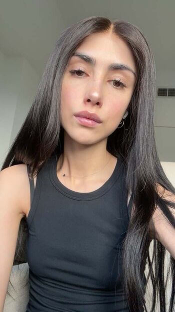 Alexa Mansour