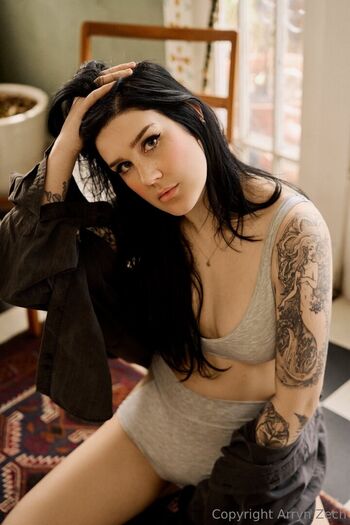 Full leaked Arryn zech private onlyfans photo