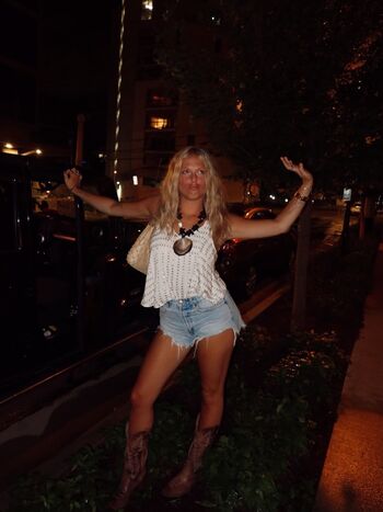 Full leaked Ashley anne private onlyfans photo