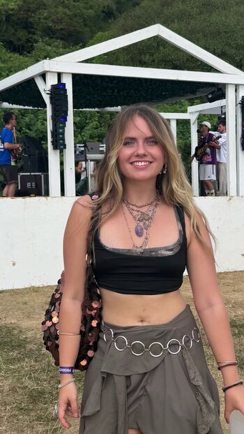 Full leaked Axelle maga page private onlyfans photo