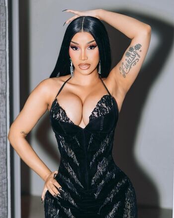 Full leaked Cardi b private onlyfans photo