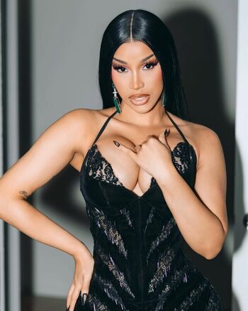 Full leaked Cardi b private onlyfans photo