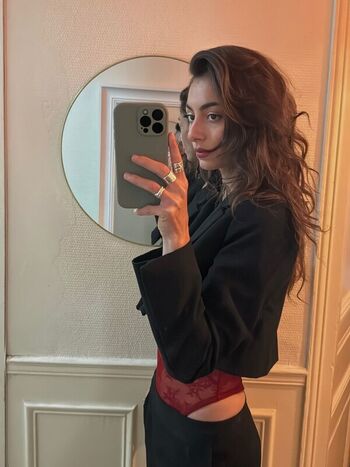 Full leaked Charlotte berry private onlyfans photo