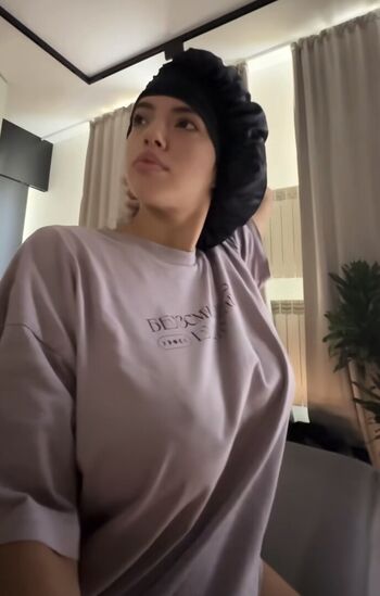 Full leaked Dara darnadue private onlyfans photo