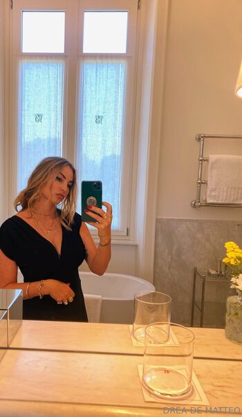 Full leaked Drea dematteo private onlyfans photo