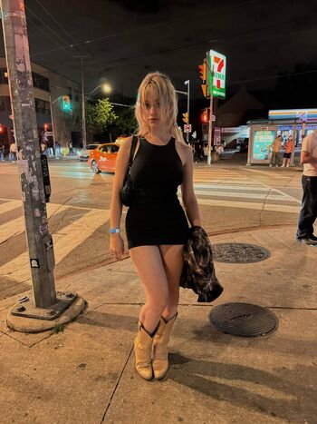 Full leaked Ella ballentine private onlyfans photo