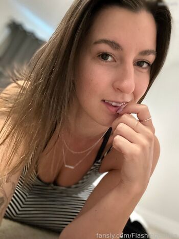 Full leaked Flashingemma private onlyfans photo