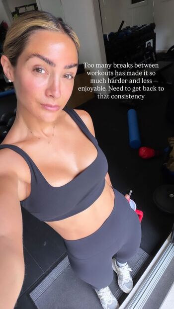 Full leaked Frankie bridge private onlyfans photo