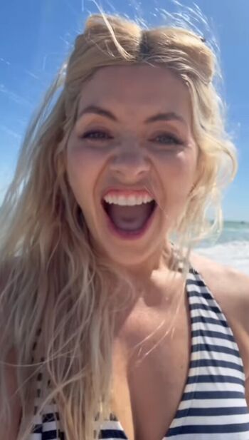 Full leaked Holly willoughby private onlyfans photo