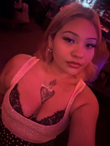 Full leaked Iluvfatitties page private onlyfans photo