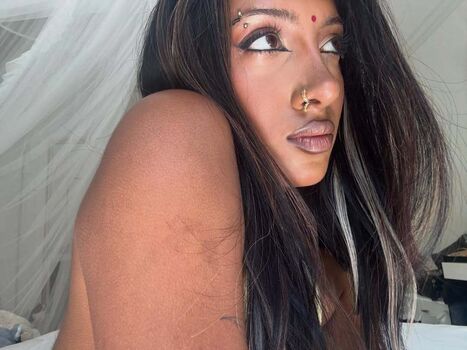 Full leaked Lara raj private onlyfans photo