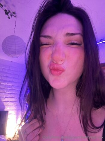 Full leaked Lunaluvx private onlyfans photo