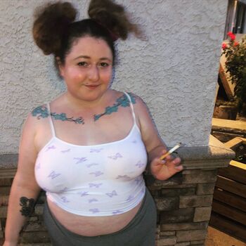 Queentracyxo