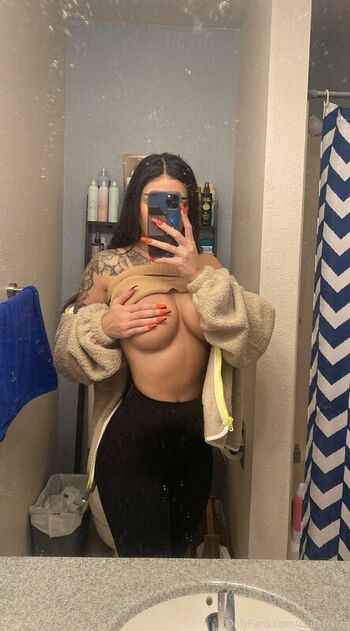Full leaked Rose zara private onlyfans photo