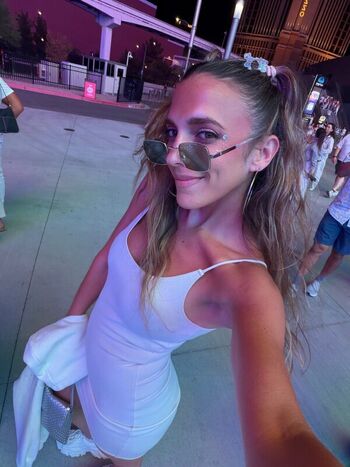 Full leaked Roxy striar private onlyfans photo