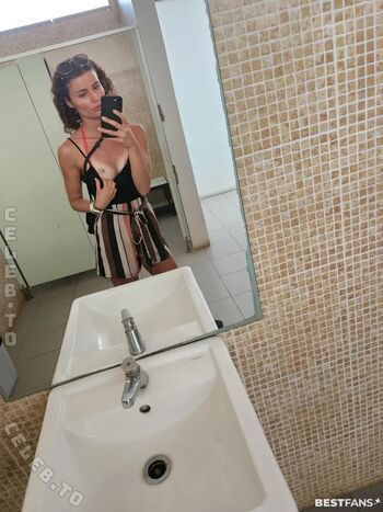 selina069