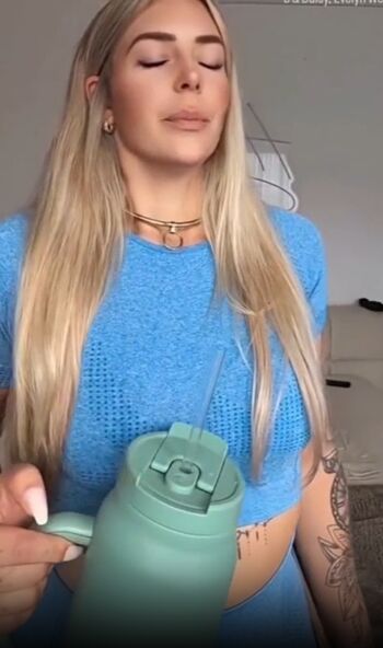 Full leaked Lithuanian girls/ private onlyfans photo