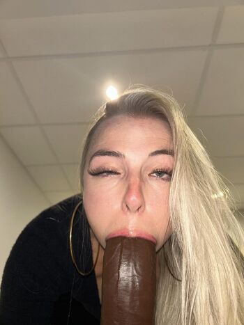 Full leaked Aikosuzuki private onlyfans photo