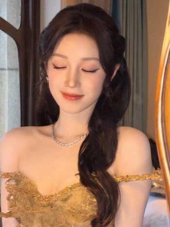 Full leaked Yuqi private onlyfans photo