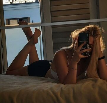 Full leaked Zuzxva private onlyfans photo