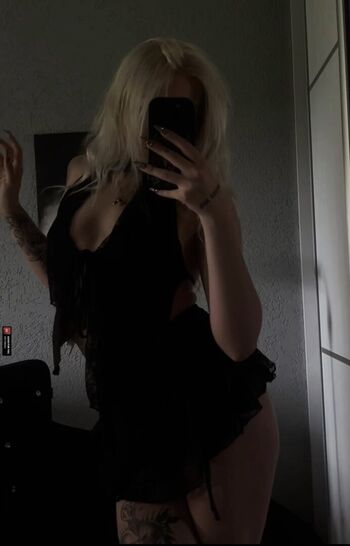 Full leaked Zuzxva private onlyfans photo